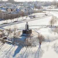 Ежегодно 15 февраля в Республике Беларусь отмечается День памяти воинов-интернационалистов. С 25 декабря 1979 по 15 февраля 1989 на территории Афганистана прошли военную службу около 620 тысяч советских военнослужащих.